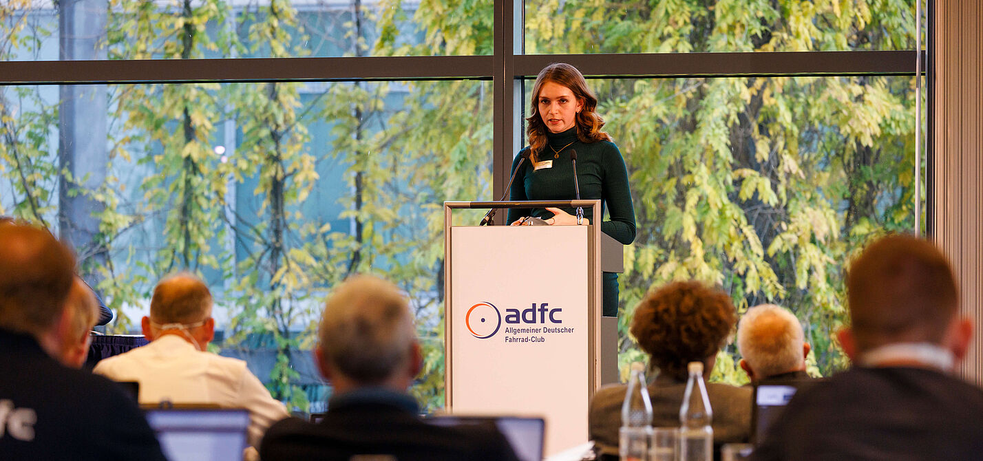 Die Delegierten der 41. ADFC-Bundeshauptversammlung wählten Rebecca Peters zur Bundesvorsitzenden.
